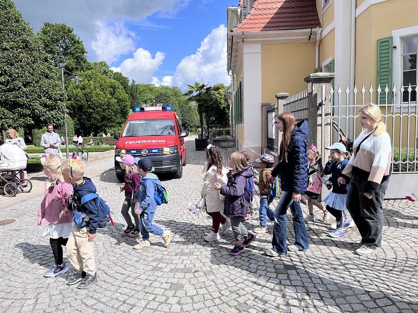 Kinderumzug der Anni-Berger-Stiftung durch Bad Langensalza