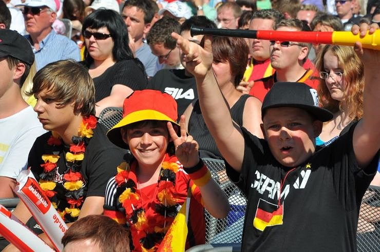 Public Viewing auf den Petersberg