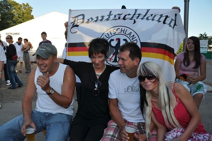 Public Viewing auf den Petersberg