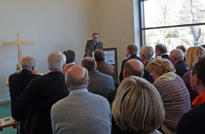 Bald erste Patienten